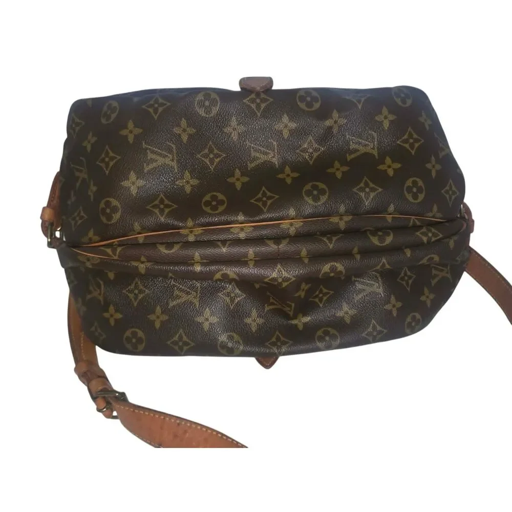Vintage Louis Vuitton Saumur 35 Crossbody Bag - Entrupy Certified with dust bag